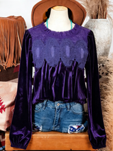 Load image into Gallery viewer, Rertro Lace Detail Patchwork Velvet Babydoll Blouse