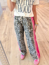 Load image into Gallery viewer, Wild Vintage Leopard Print Patchwork Pants