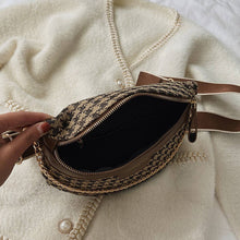 Load image into Gallery viewer, LEOPARD PRINT BLACK CHAIN STRAP FANNY BELT BAG_CWAB0923