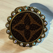 Load image into Gallery viewer, Round Rhinestone Ring