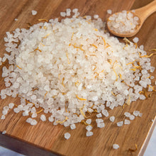 Load image into Gallery viewer, Calendula Scented Bath Salts