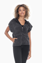 Load image into Gallery viewer, KJ-12249 Cotton Mineral Wash Short Sleeve Zip-Up Hoodie