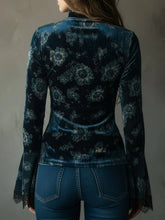 Load image into Gallery viewer, Floral Lace Trim Long Sleeve Blouse
