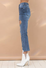 Load image into Gallery viewer, 22300P - Crop Stretch Ankle Button Heart Cut Out Denim Jeans
