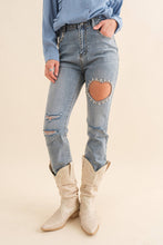 Load image into Gallery viewer, 22300P - Crop Stretch Ankle Button Heart Cut Out Denim Jeans
