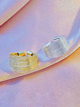 Load image into Gallery viewer, Adjustable Hollow Sequined Solid Color Rings Accessories
