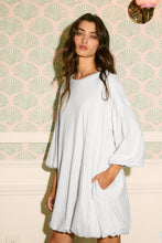 Load image into Gallery viewer, D4407 Puff-sleeve Relaxed Bubble Hem Mini Dress
