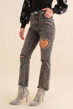 Load image into Gallery viewer, 22300P - Crop Stretch Ankle Button Heart Cut Out Denim Jeans
