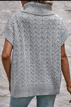 Load image into Gallery viewer, Gray cable knit sweater
