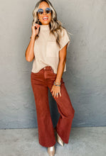 Load image into Gallery viewer, Ribbed Pocket Sweater Beige
