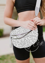 Load image into Gallery viewer, Bum Bag
