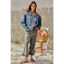 Load image into Gallery viewer, CAMOUFLAGE DENIM RUFFLED HEM MID RISE BLOOMER PANTS
