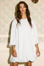 Load image into Gallery viewer, D4407 Puff-sleeve Relaxed Bubble Hem Mini Dress
