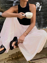 Load image into Gallery viewer, Casual Pocketed Striped Wide-Leg Pants
