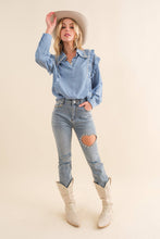 Load image into Gallery viewer, 22300P - Crop Stretch Ankle Button Heart Cut Out Denim Jeans
