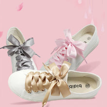 Load image into Gallery viewer, SILK SATIN RIBBON BOW PAIR SHOE LACES | 40SD108
