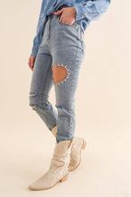 Load image into Gallery viewer, 22300P - Crop Stretch Ankle Button Heart Cut Out Denim Jeans
